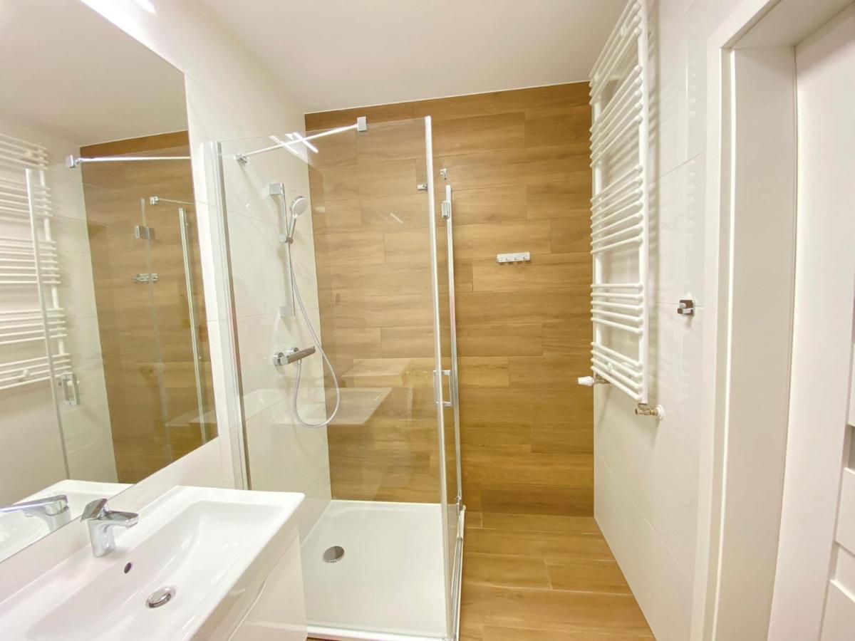 Apartament Zlota Przystan Apartment Kolobrzeg Exterior photo